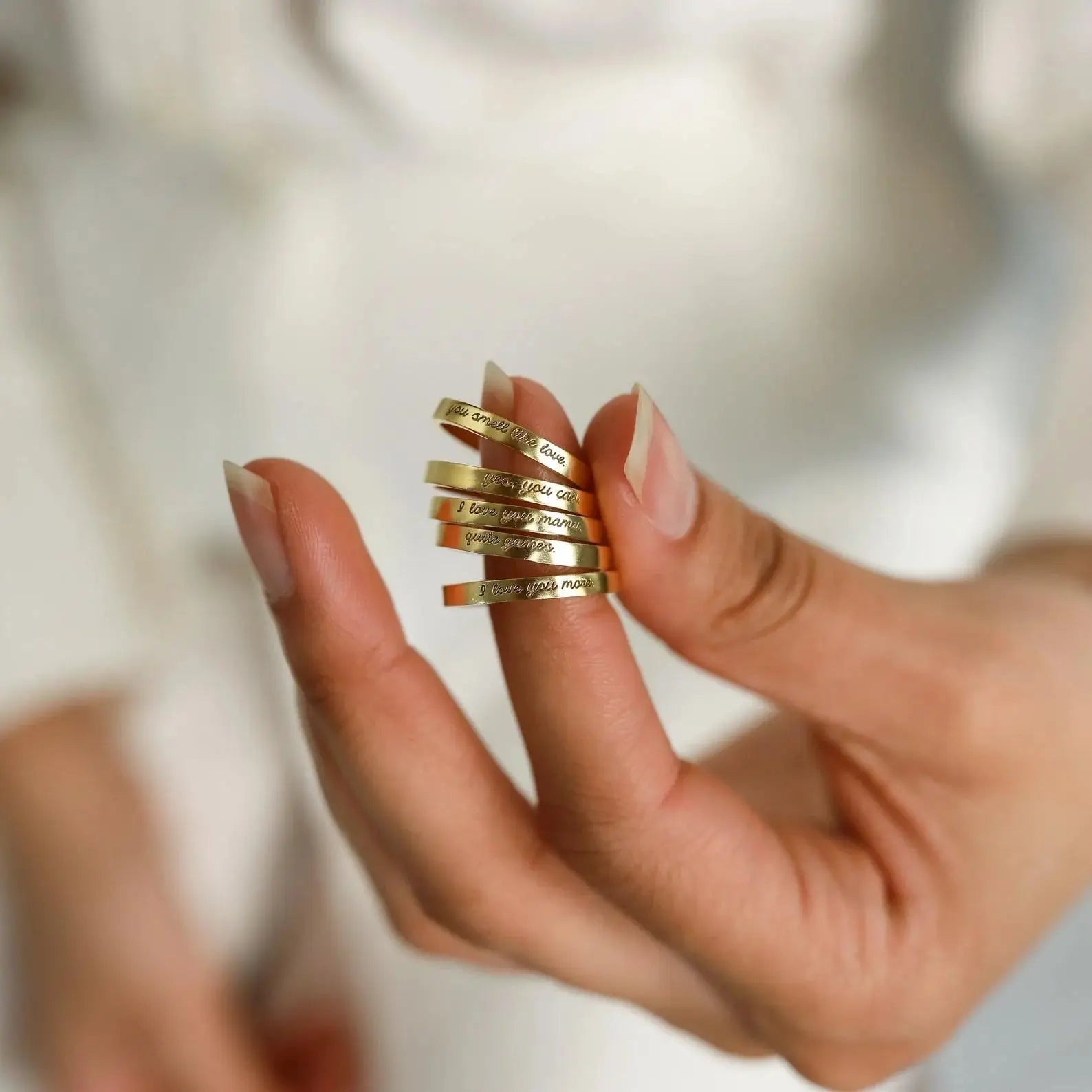 Anillo Fino con Mensaje