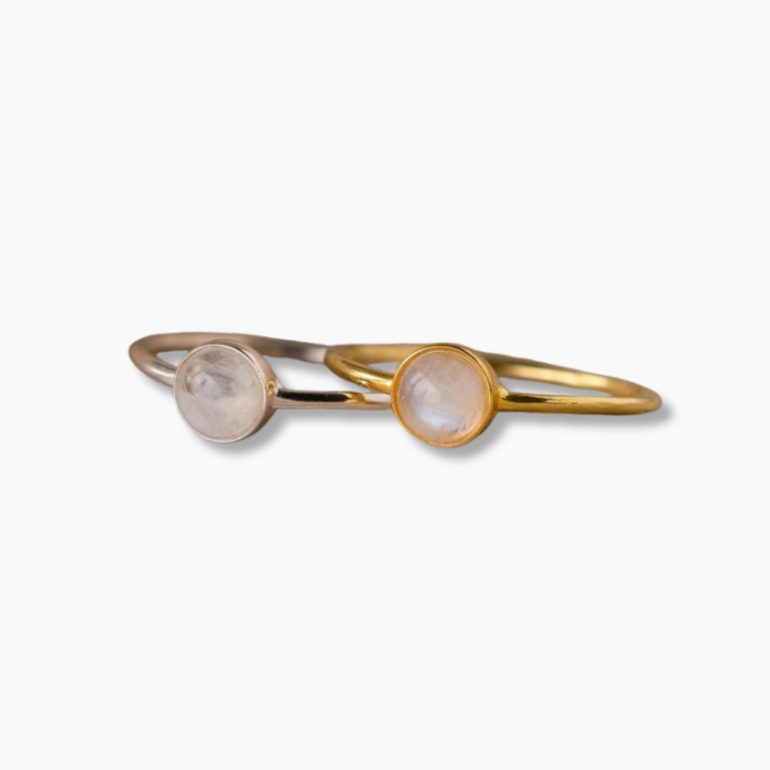 Anillo Dainty Moonstone