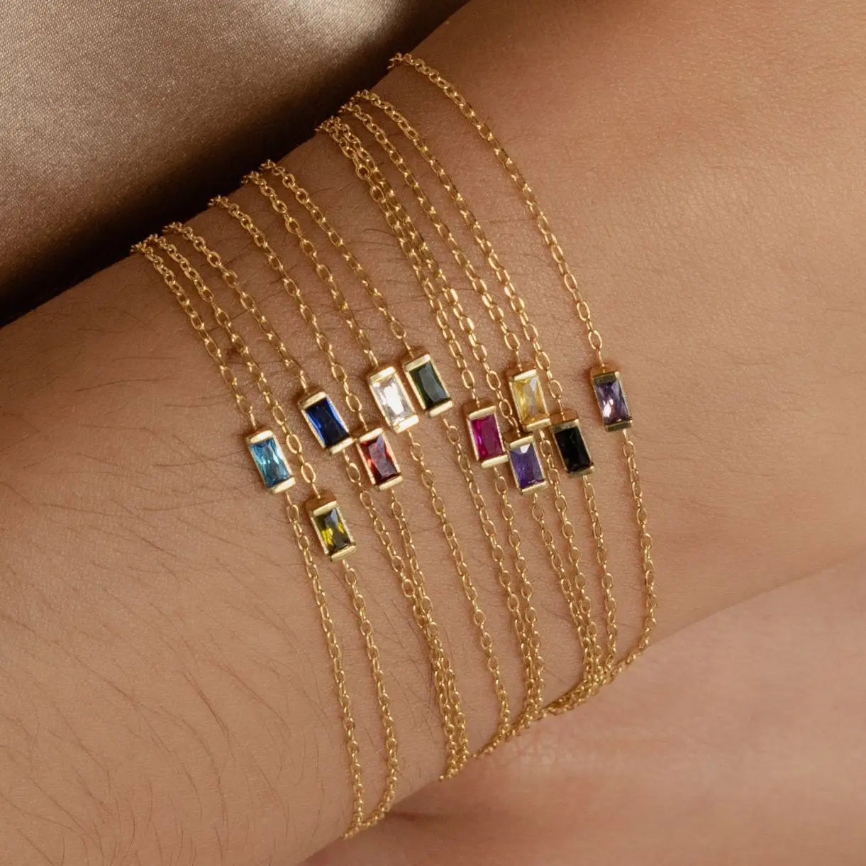 Pulsera Dainty Baguette Birthstone
