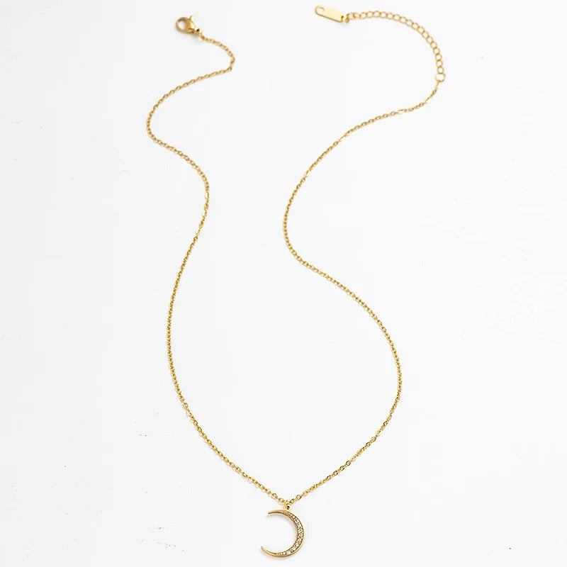 Collar Crescent Moon