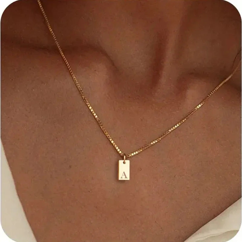 Collar Mini Initial Tag
