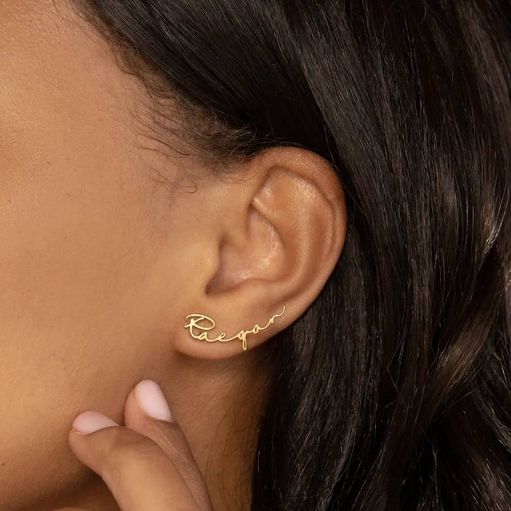 Hallie Pendientes Name