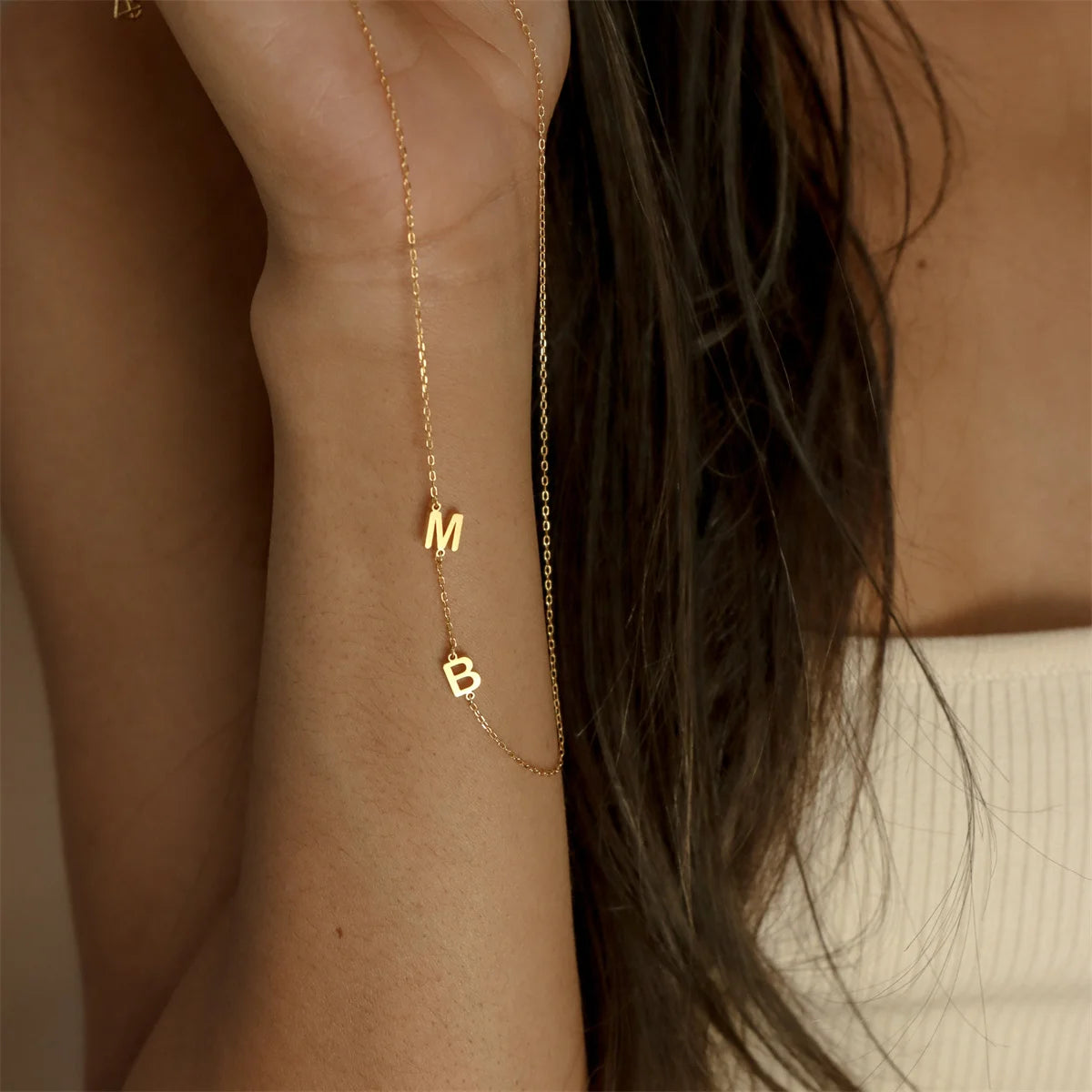 Collar Sideways Initial