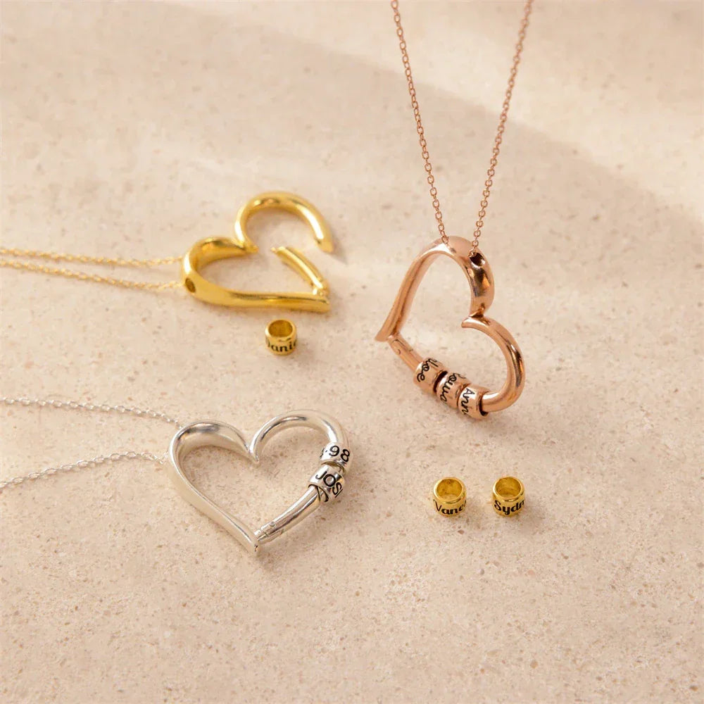 CHARMING HEART COLLAR CON BEADS GRABADAS