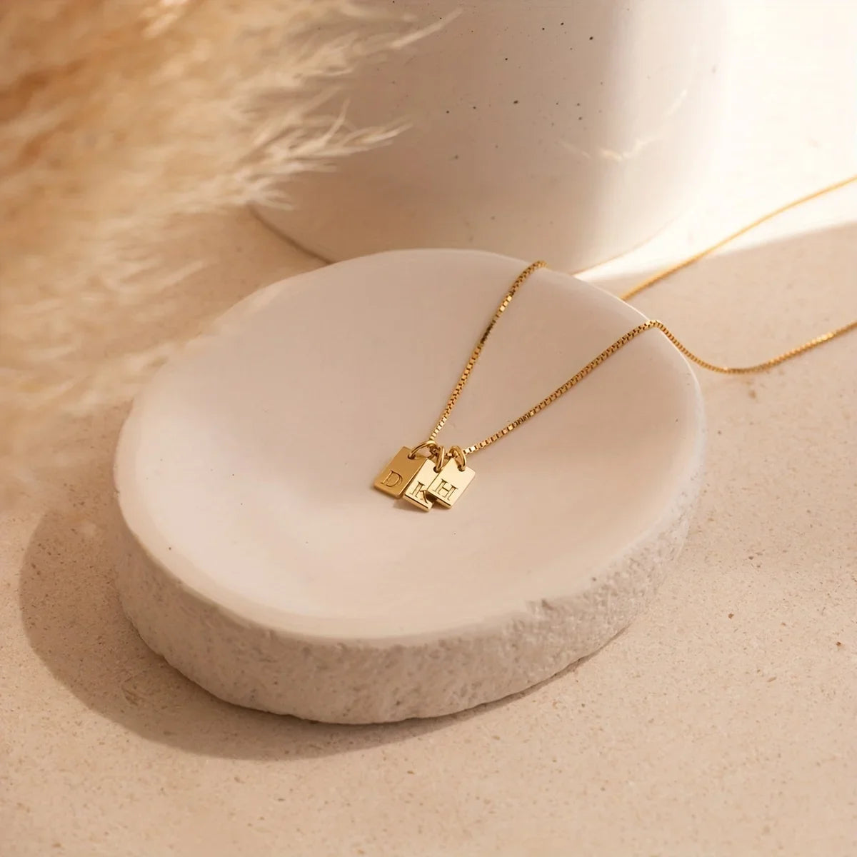 Collar Mini Initial Tag