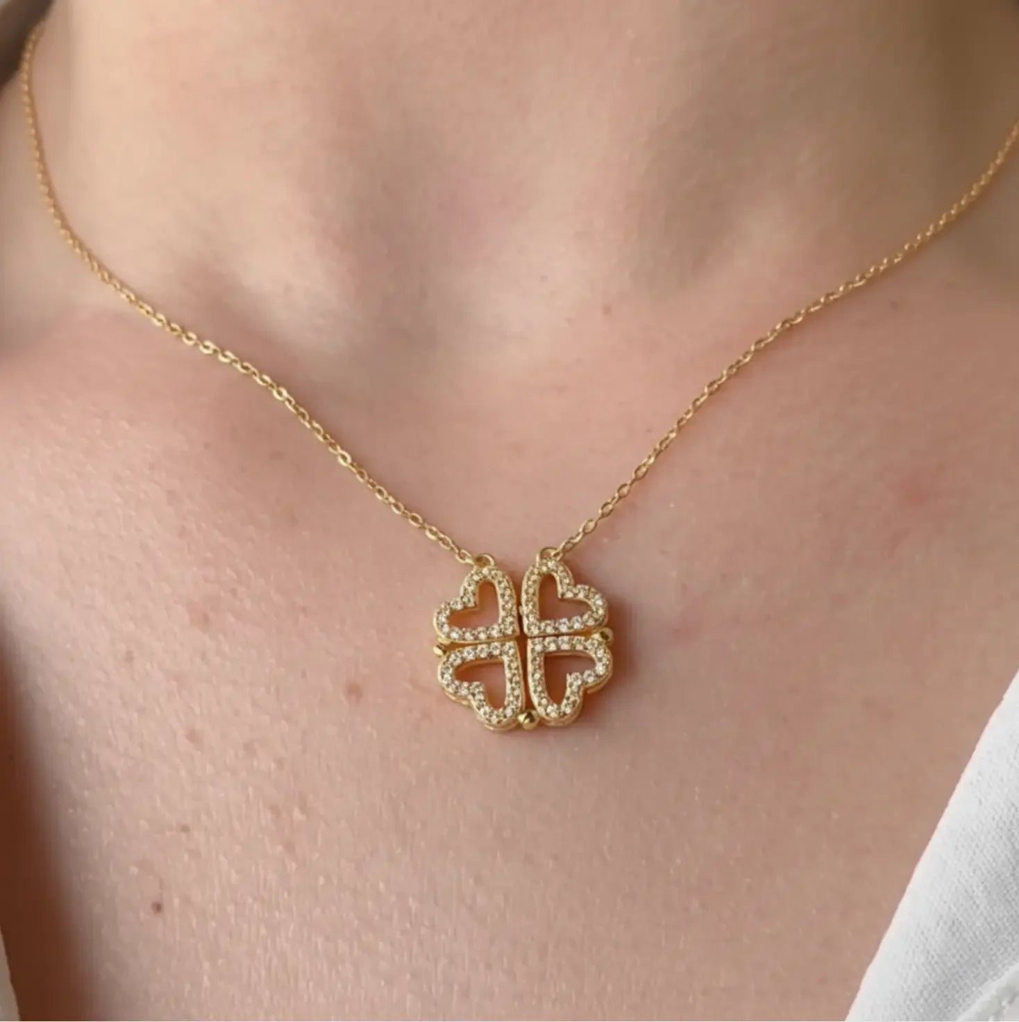 REGALO ÚNICO - ROSA ETERNA Y COLLAR "A MI HIJA"