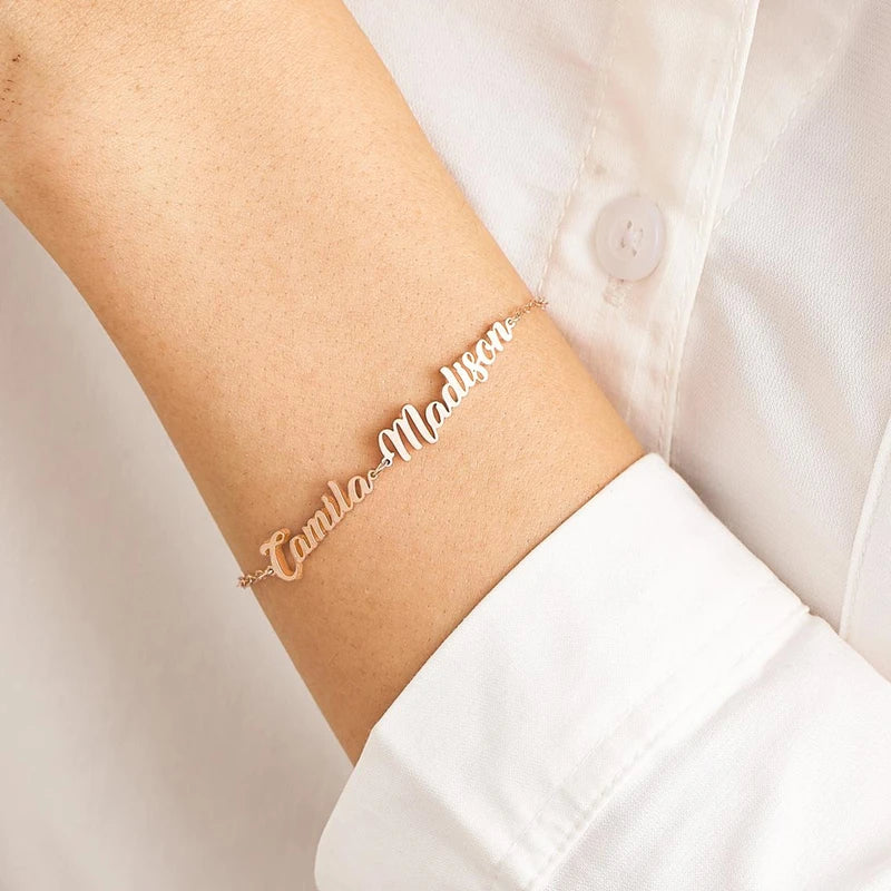 Pulsera Petite Tiny Multiple Name