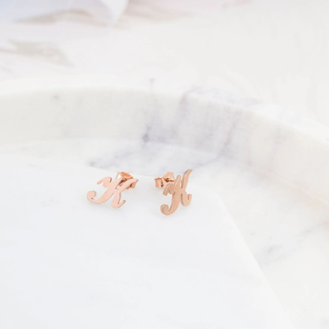 Pendientes con Inicial
