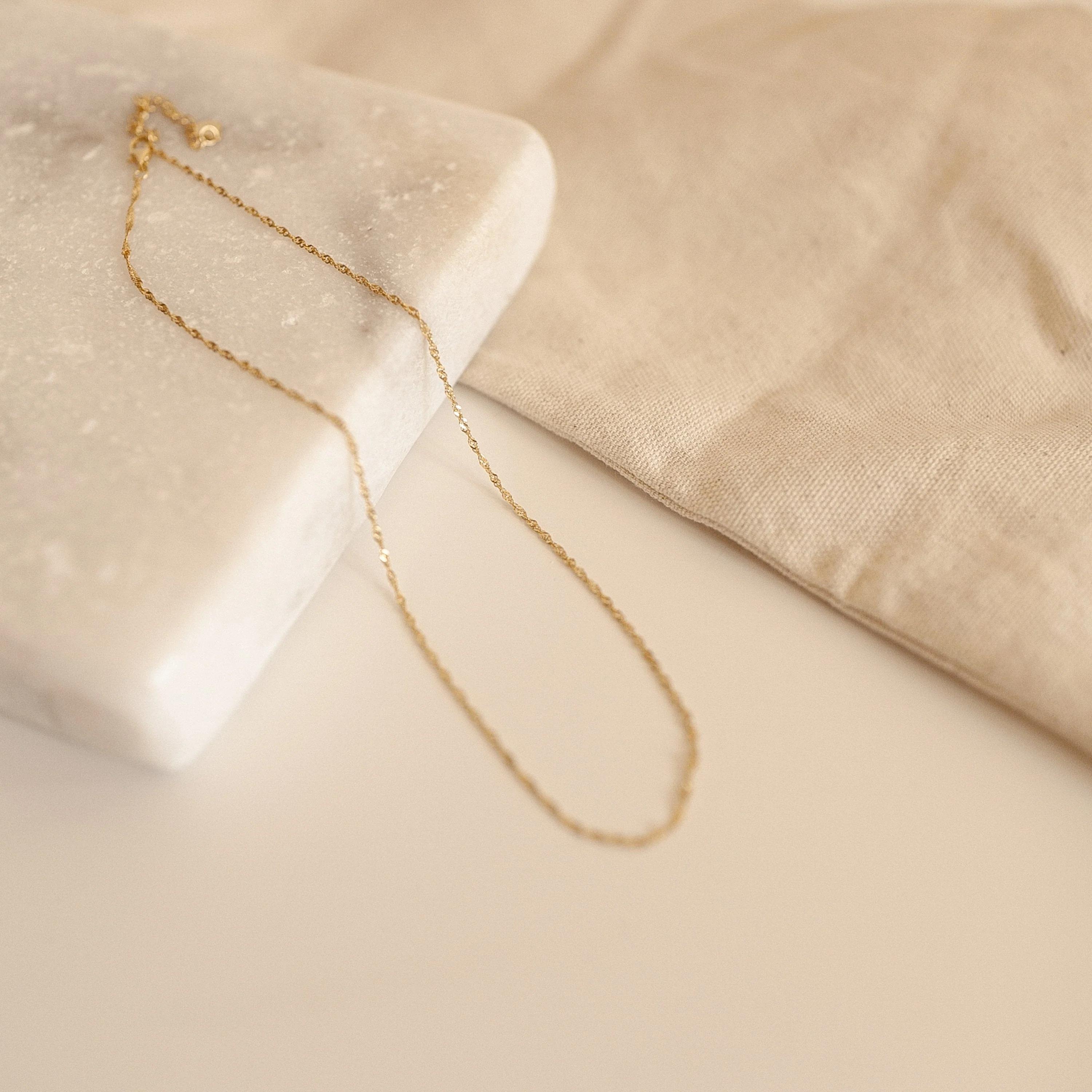 Collar Singapore Twist