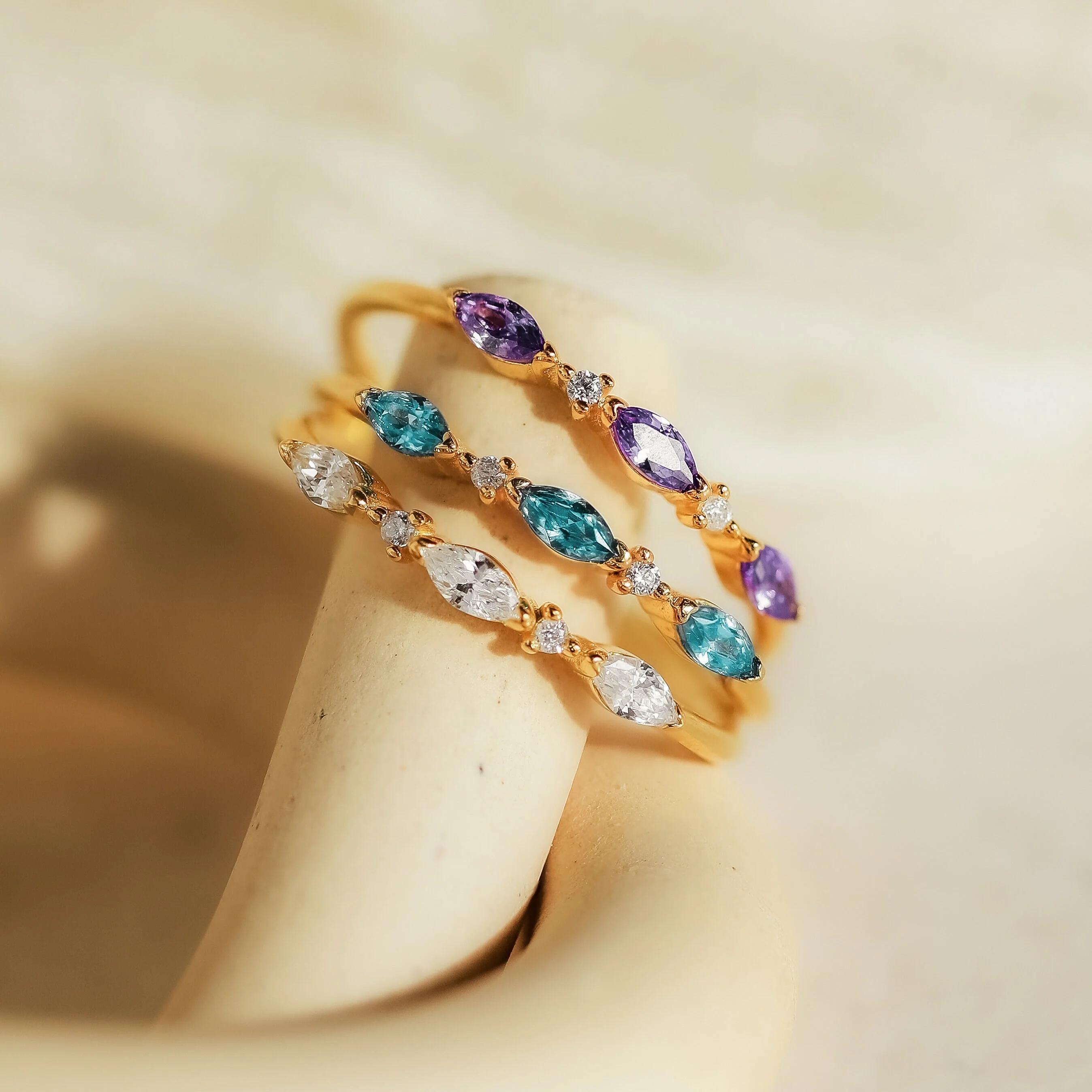 Anillo Triple Marquise Birthstone