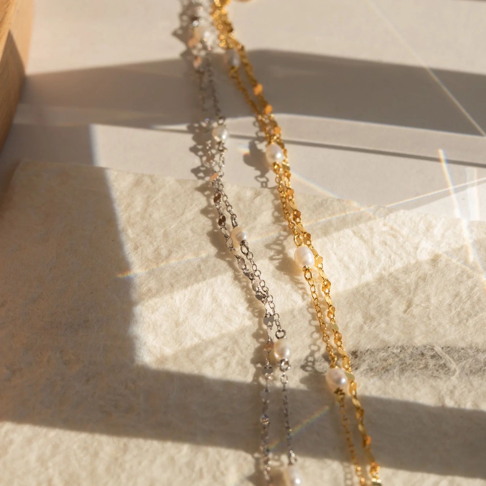 Pulsera Magnolia Pearl Wrap