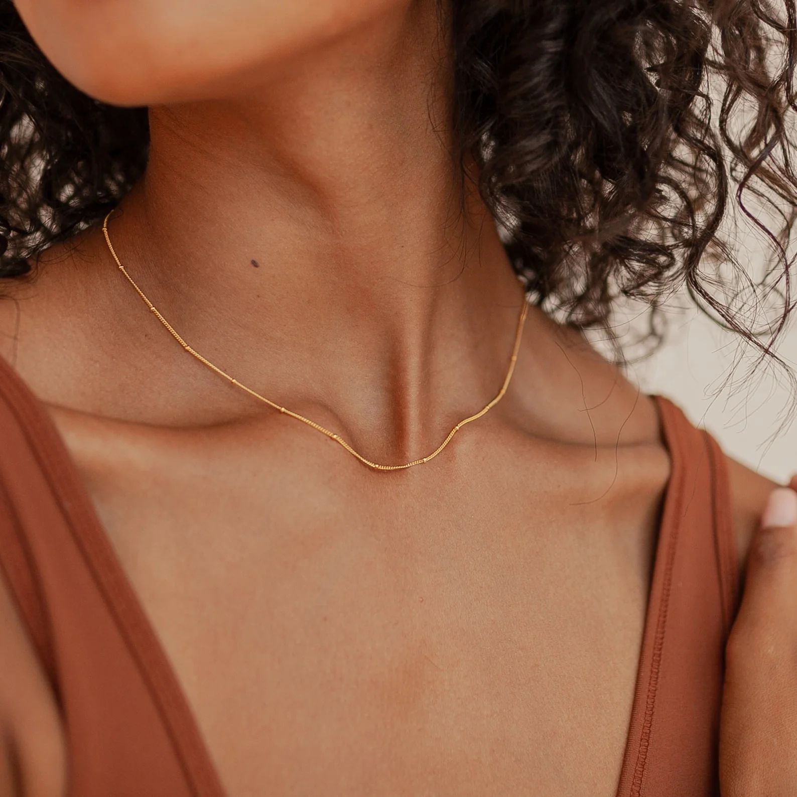 Collar Satellite