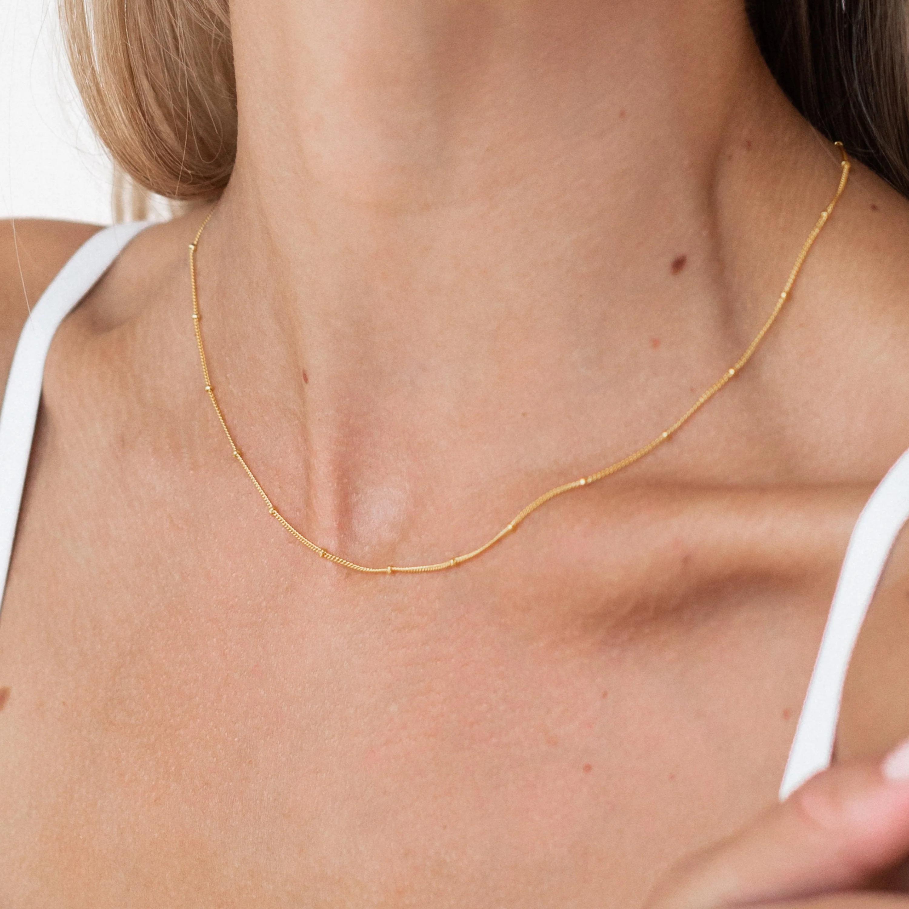 Collar Satellite