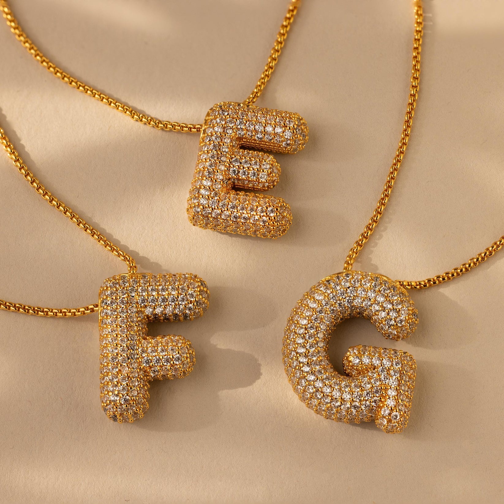 Collar Pave Puff